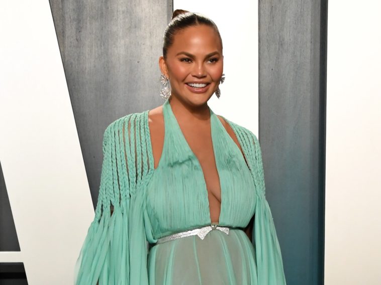 Chrissy Teigen decides to downsize