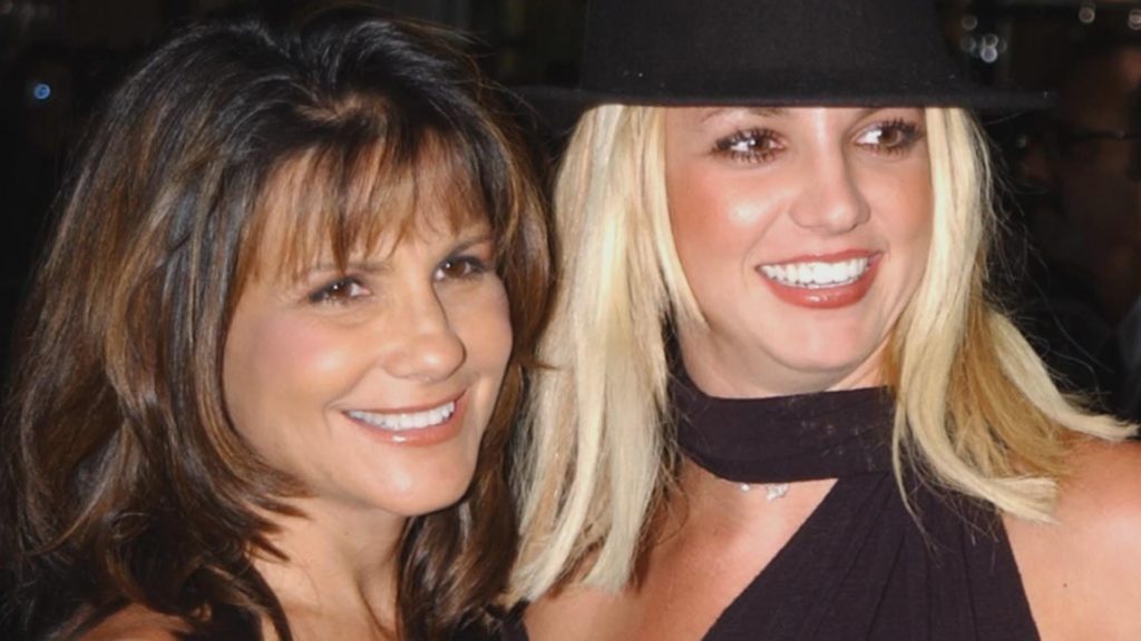 Britney Spears with her mom Lynne Spears