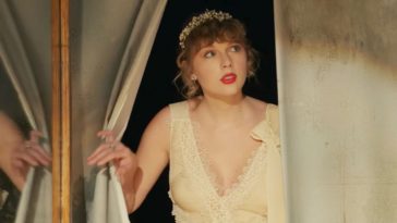 Taylor Swift Secretly Married