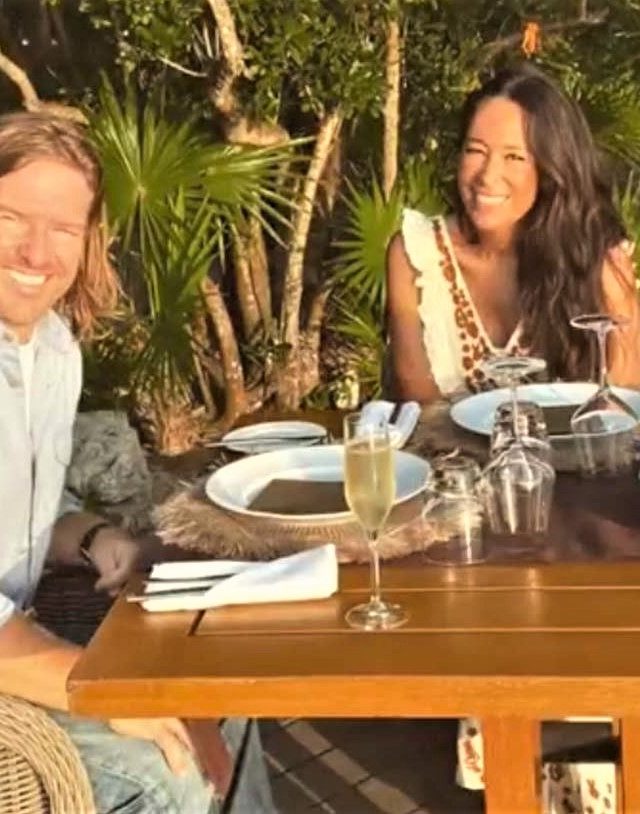 Chip and Joanna Gaines celebrate their 18th wedding anniversary in Mexico